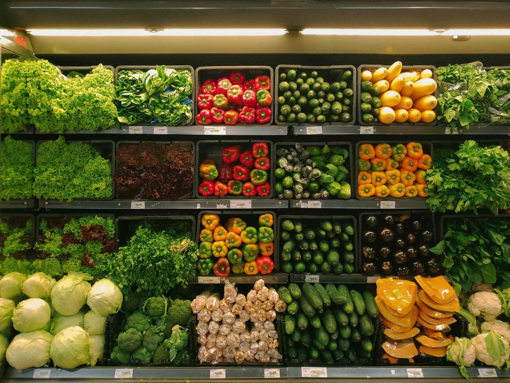 Como ser Mais Autossustentável no Japão: Compras Ecologicamente Corretas 3 Vegetais sortidos no supermercado