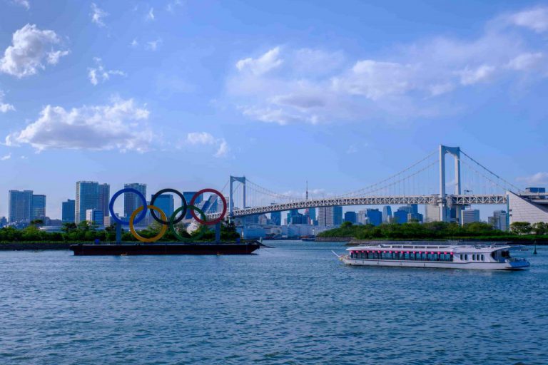tokyo rainbowbridge