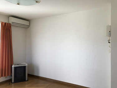 アパートの壁
