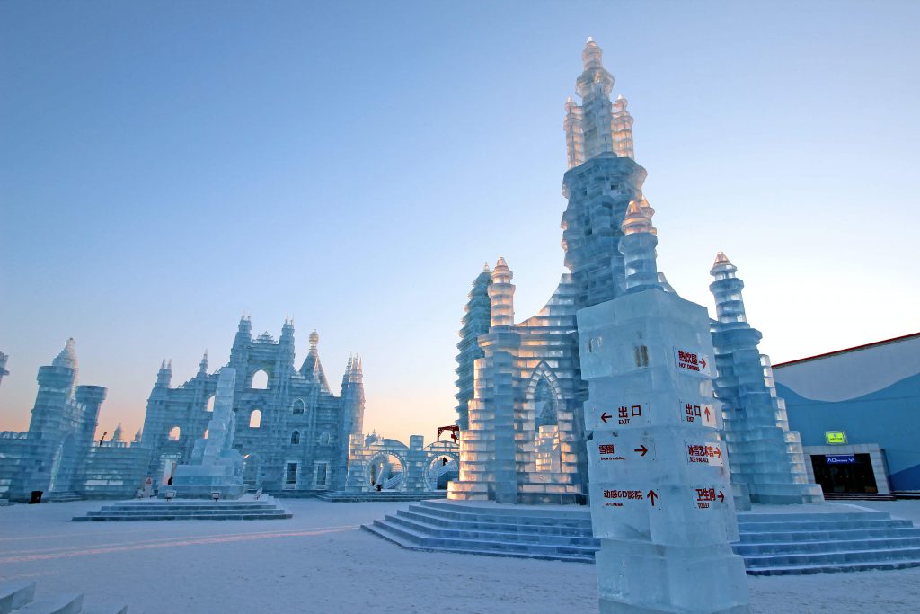 Lễ hội mùa đông ở Nhật Bản 2 Các tác phẩm điêu khắc tại Lễ hội tuyết Sapporo