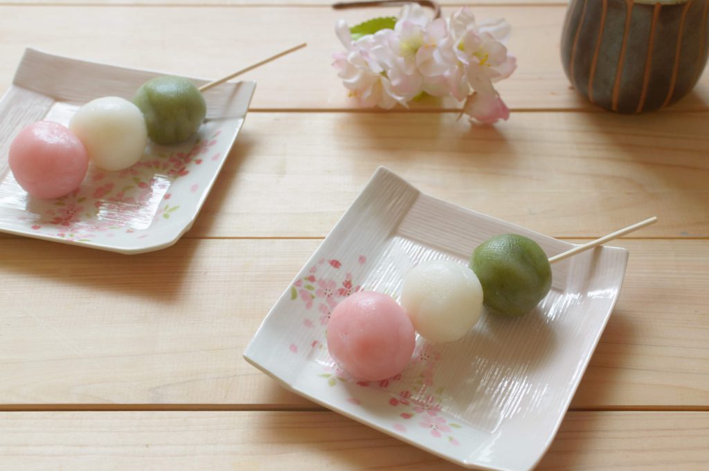 Bánh Hanami Dango