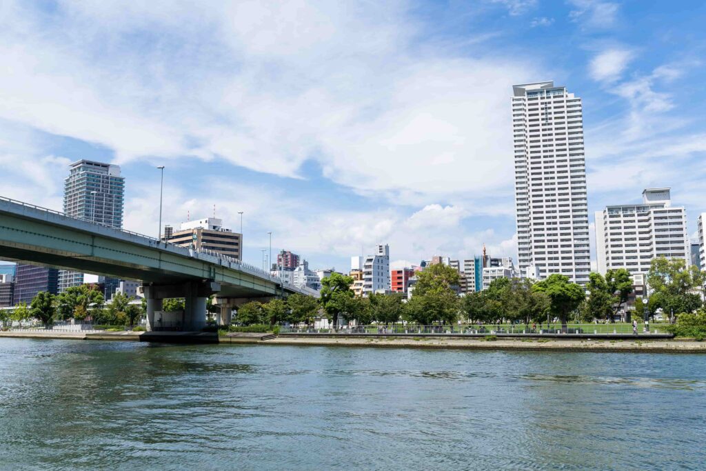 How to Change Your Address in Japan When Moving Out 4 Japan river and city view