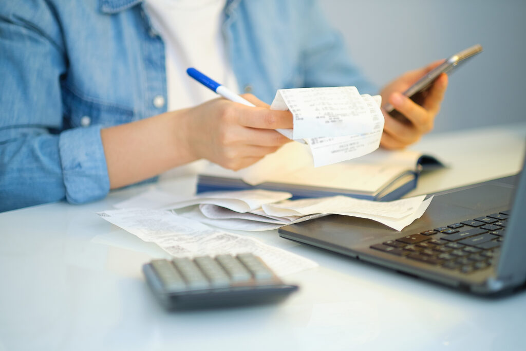 Quando Você Paga Por Seu Apartamento? Um Guia de 5 Passos Para Calcular o Orçamento do Aluguel do Seu Apartamento 3 AdobeStock 414433729 2