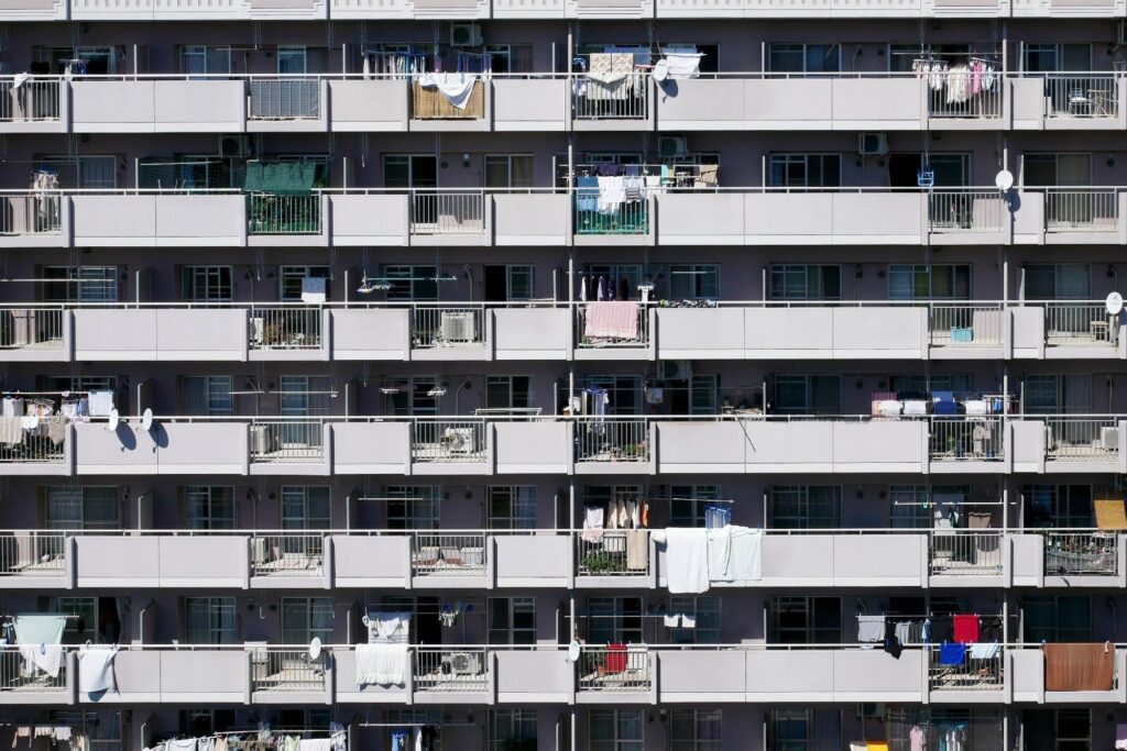 Do You Need to Greet Your Neighbors When Moving Into a New Apartment? 5 Things to Know 2 image2 25