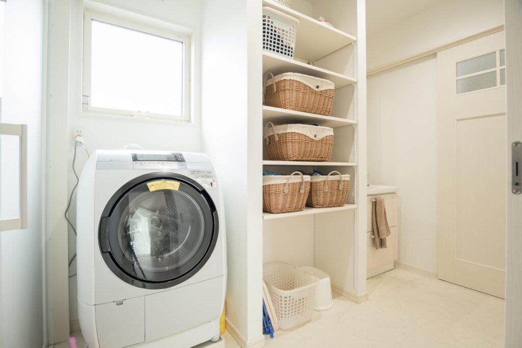 Living Alone As A Woman – Top 5 Things To Pay Attention To When Choosing An Apartment 5 image4 9