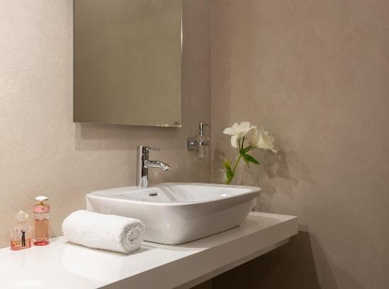 Living Alone As A Woman – Top 5 Things To Pay Attention To When Choosing An Apartment 4 image5 14