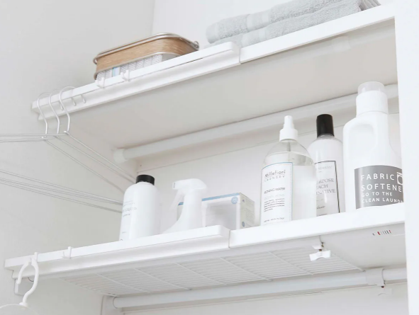Maximizing Space in a Room Without a Closet: Top Organization Tips 8 image3