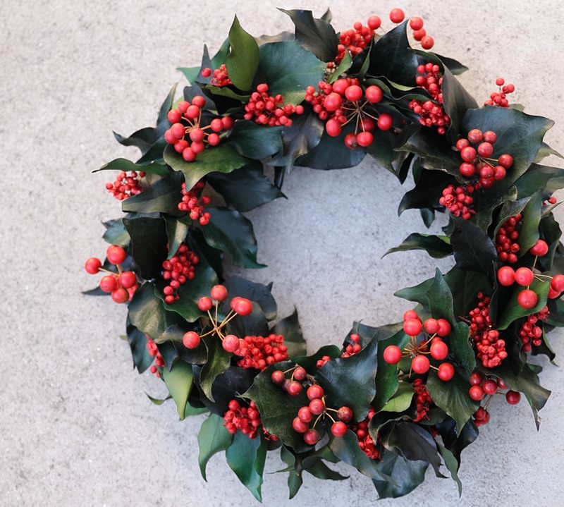 Getting in the Christmas Spirit: Festive Yet Elegant Home Decor Ideas 6 image 61