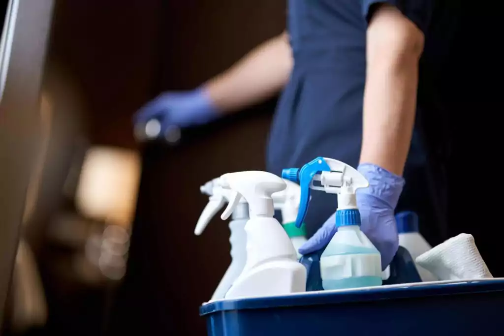 Cleaning personnel