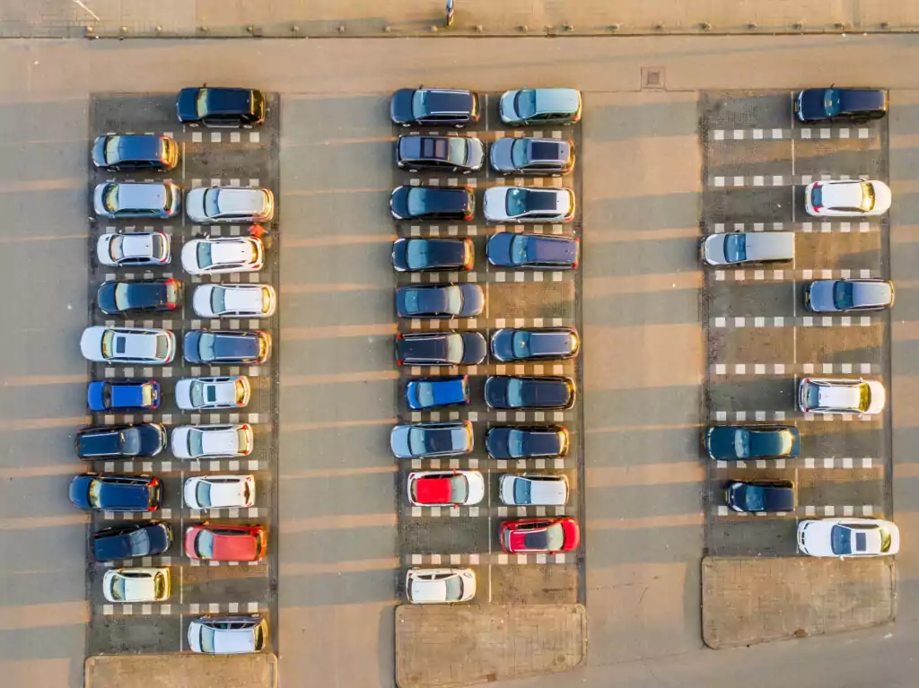 parking lot 2021 08 26 16 38 16 utc