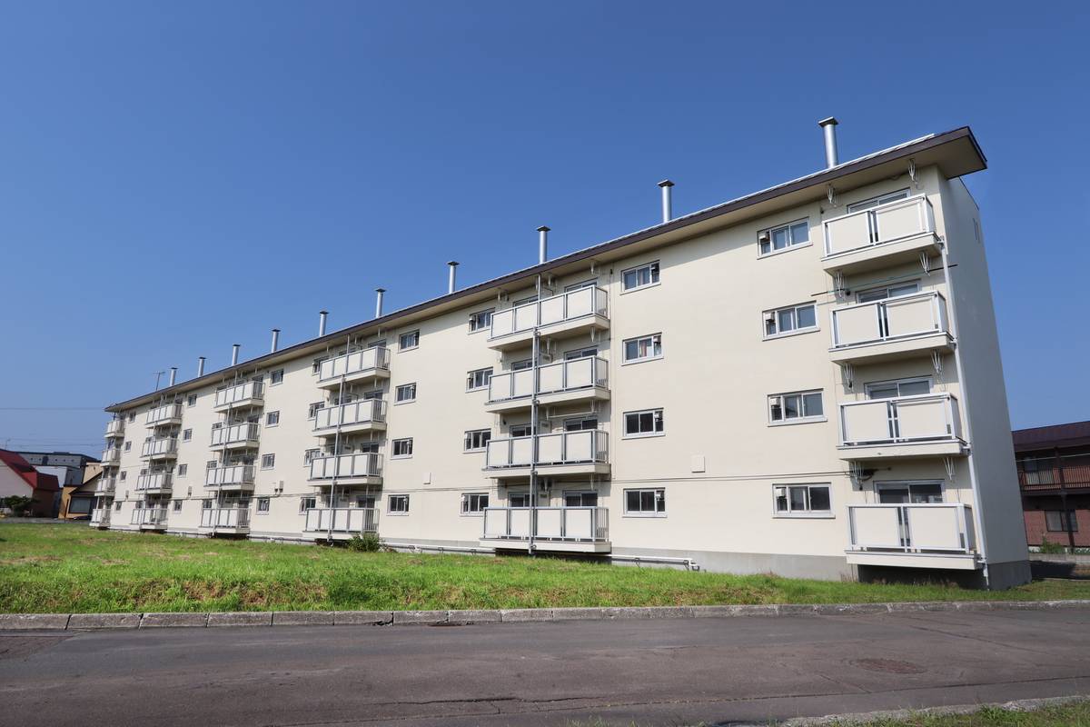 江別市ビレッジハウス野幌の建物外観