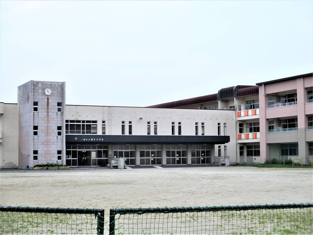 Escola primária perto do Village House Fujisawa em Ichinoseki-shi