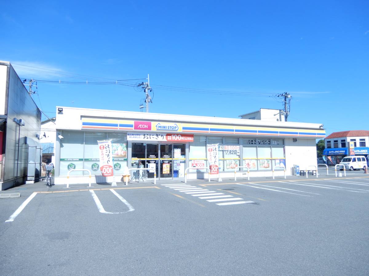 Cửa hàng tiện lợi gần Village House Ueda ở Iwaki-shi
