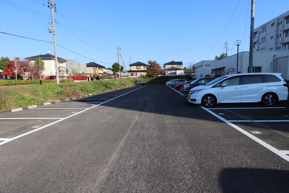 Bãi đậu xe của Village House Adatara ở Nihommatsu-shi