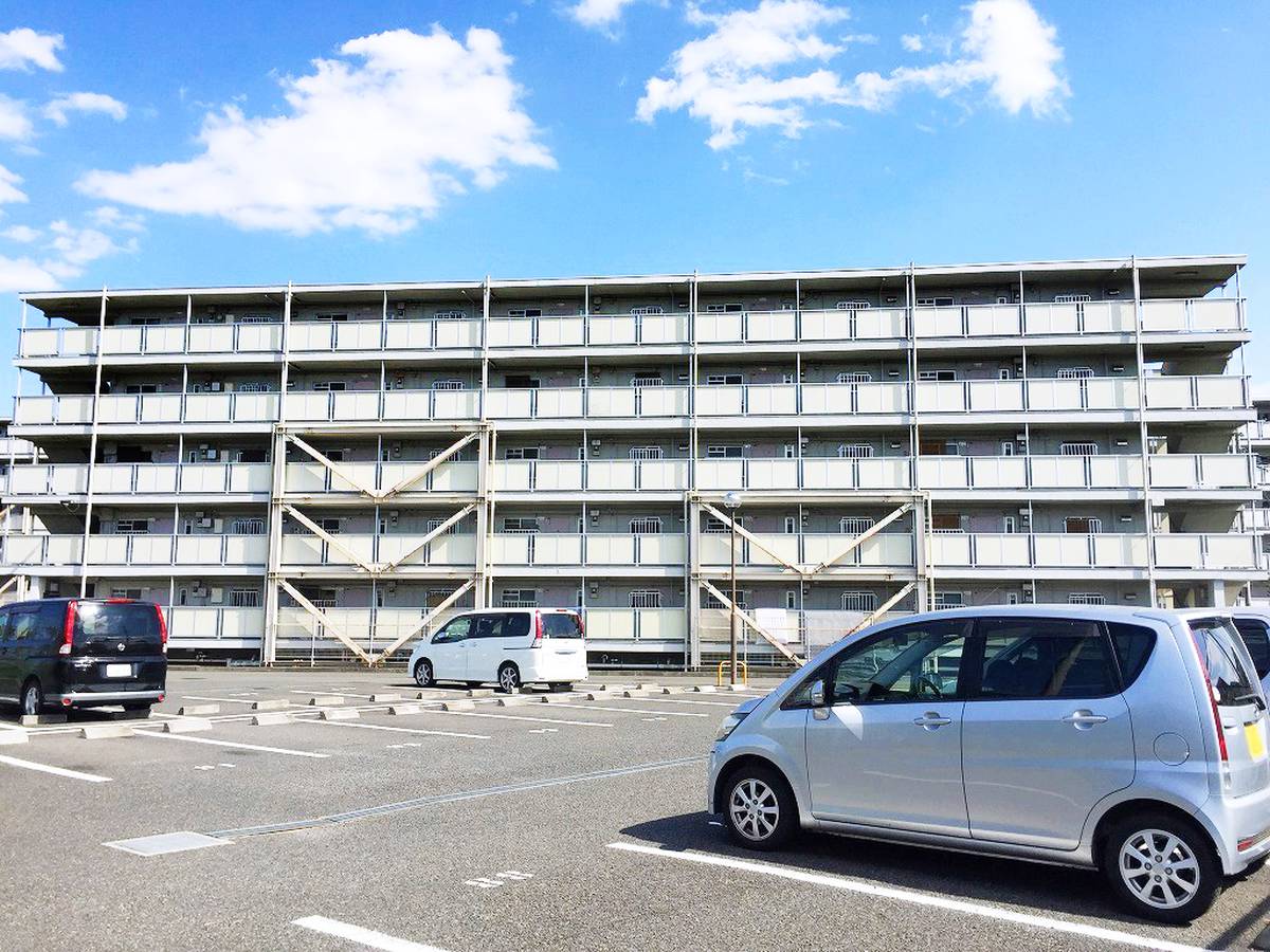 Parking lot of Village House Kobiki in Hachioji-shi
