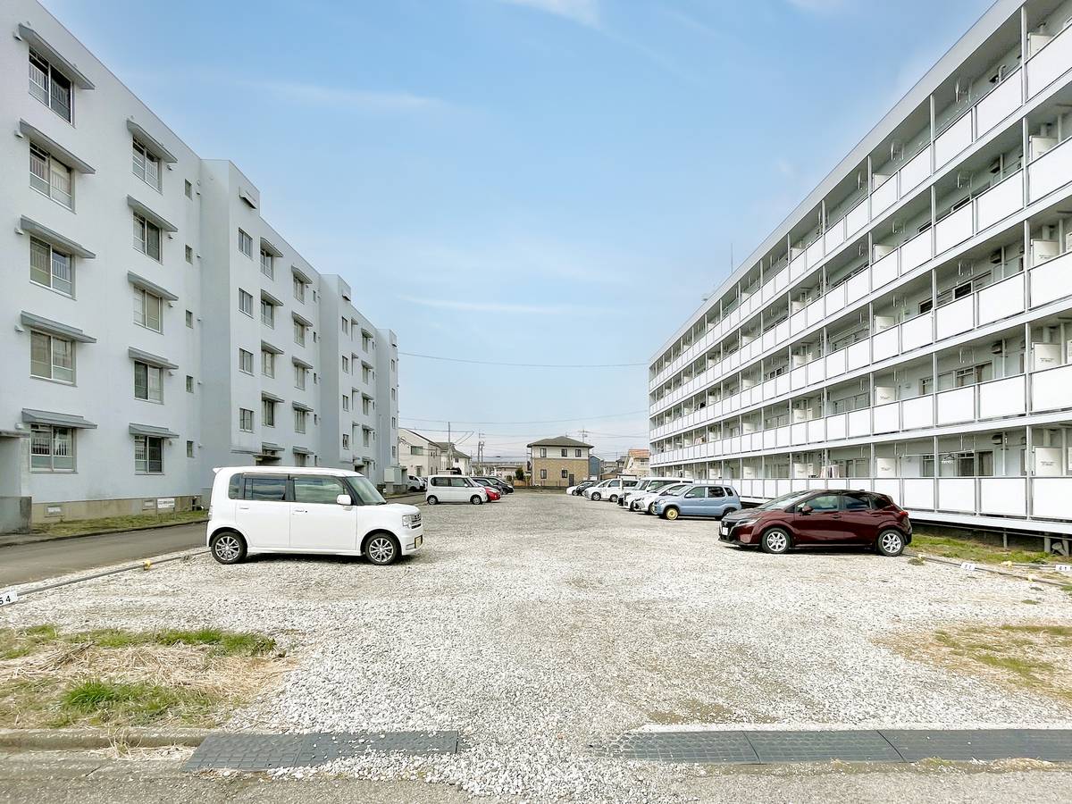 Parking lot of Village House Nishinasuno in Nasushiobara-shi