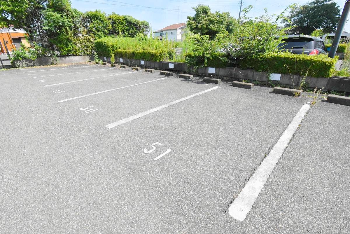 Parking lot of Village House Tochigi Hinode Tower in Tochigi-shi