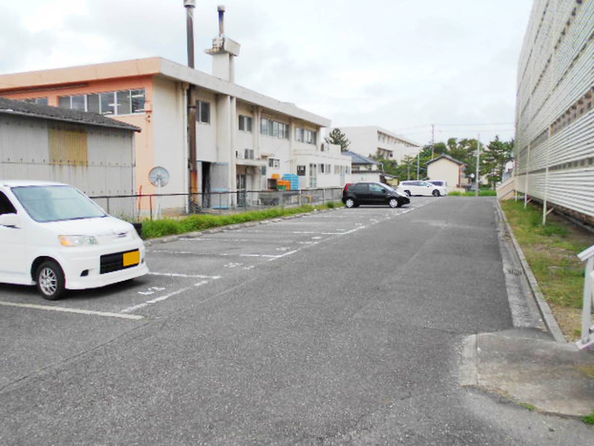 Parking lot of Village House Enokido in Tokoname-shi