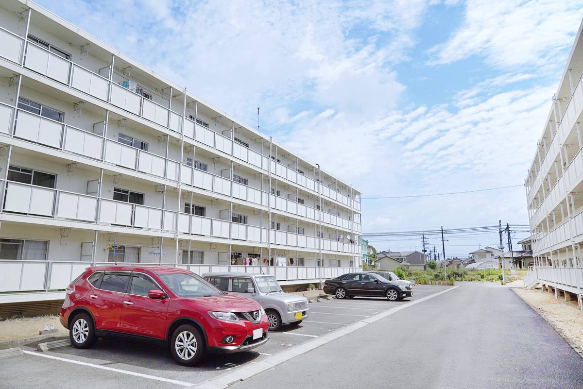 Estacionamento Village House Odabuchi em Toyokawa-shi