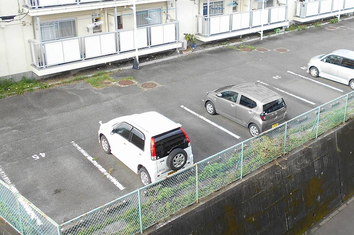 Parking lot of Village House Ishizaka in Fuji-shi