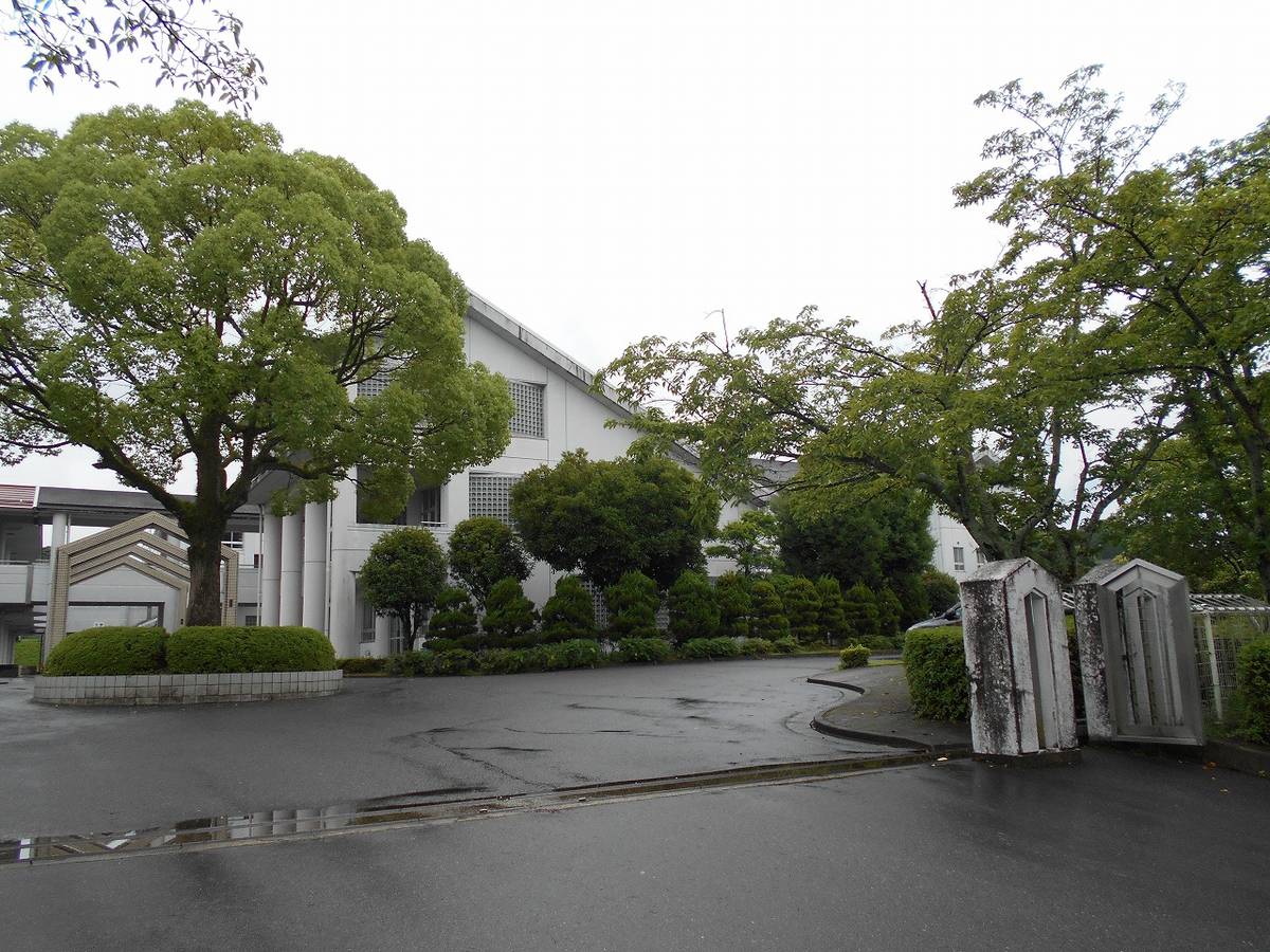 Junior High School near Village House Oda in Mizunami-shi