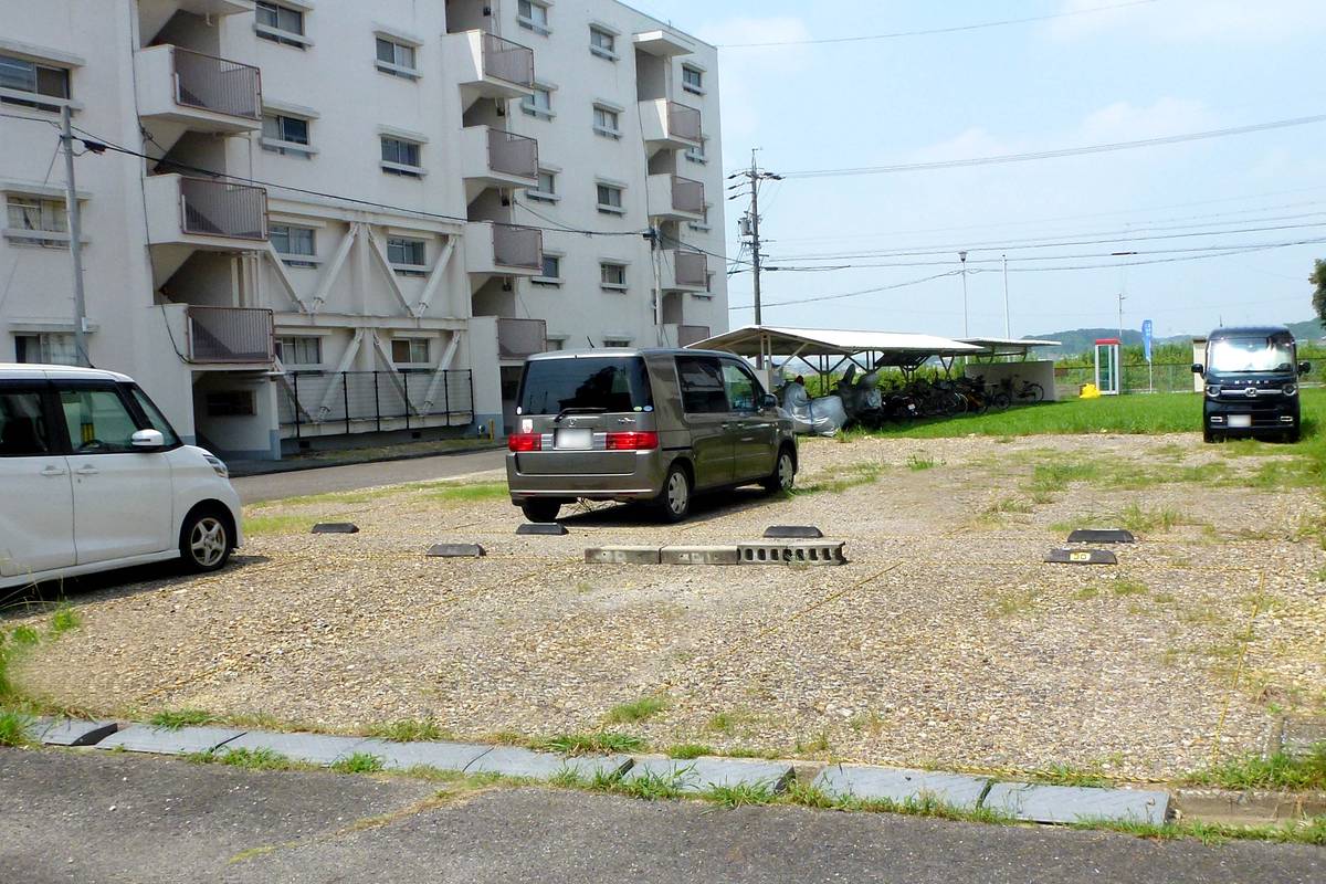 Bãi đậu xe của Village House Togo ở Aichi-gun