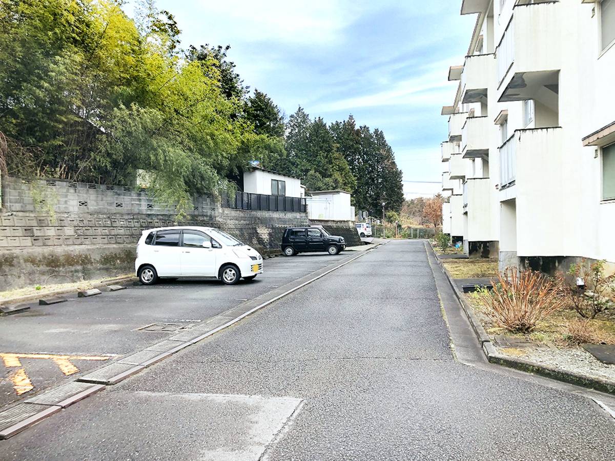 Parking lot of Village House Tenma in Fuji-shi