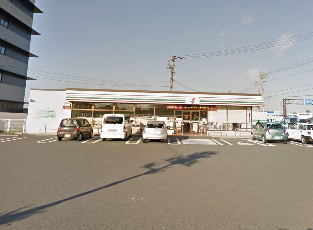 Cửa hàng tiện lợi gần Village House Funaki 1 ở Shimada-shi