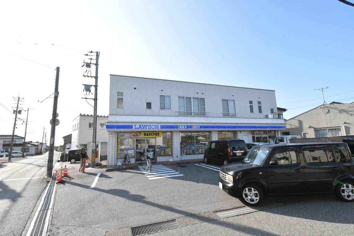 Cửa hàng tiện lợi gần Village House Miyanari ở Toyama-shi