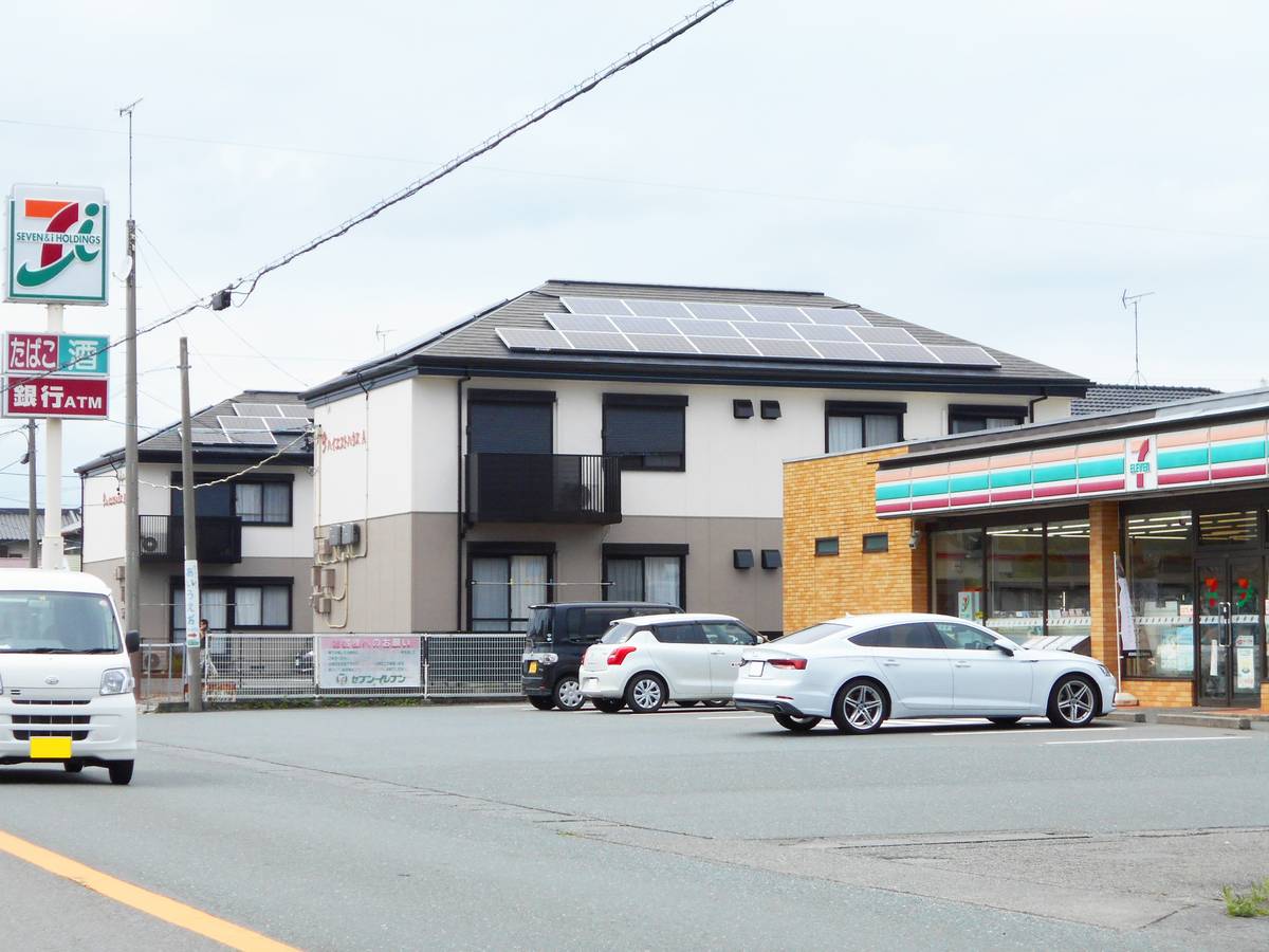 Convenience Store near Village House Isaki in Kakegawa-shi