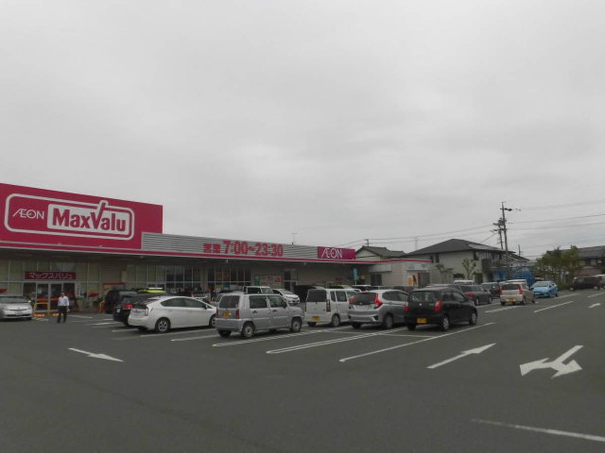 Supermercado perto do Village House Fukude 1 em Iwata-shi