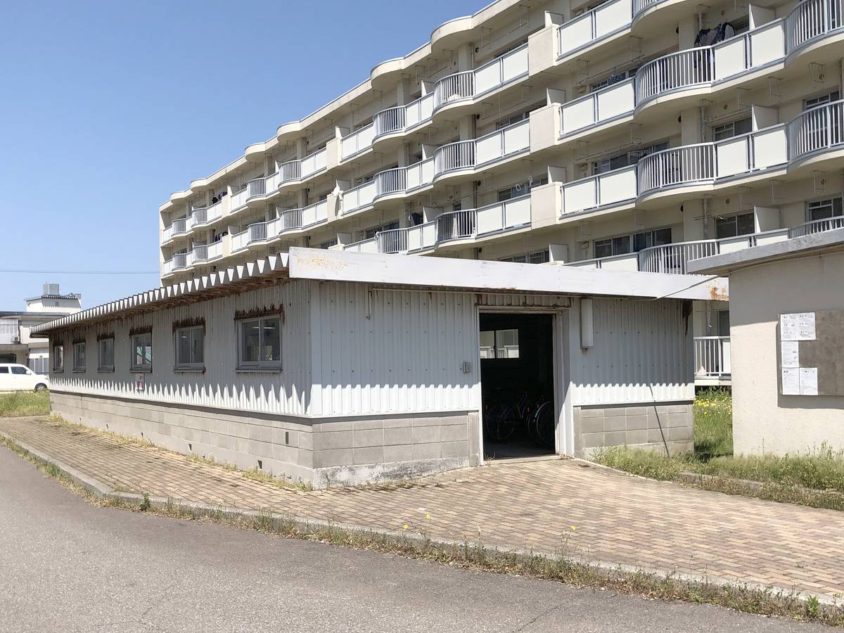 白山市ビレッジハウス成町の共用部分