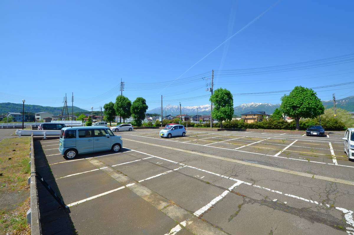 Parking lot of Village House Hidanomori in Myoko-shi