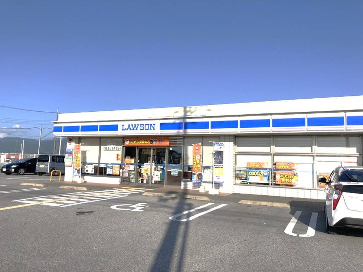 長浜市ビレッジハウス加田の近くのコンビニ