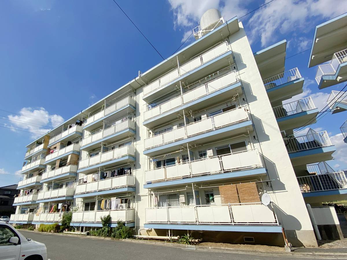 Exterior of Village House Aoyama 1 in Yao-shi