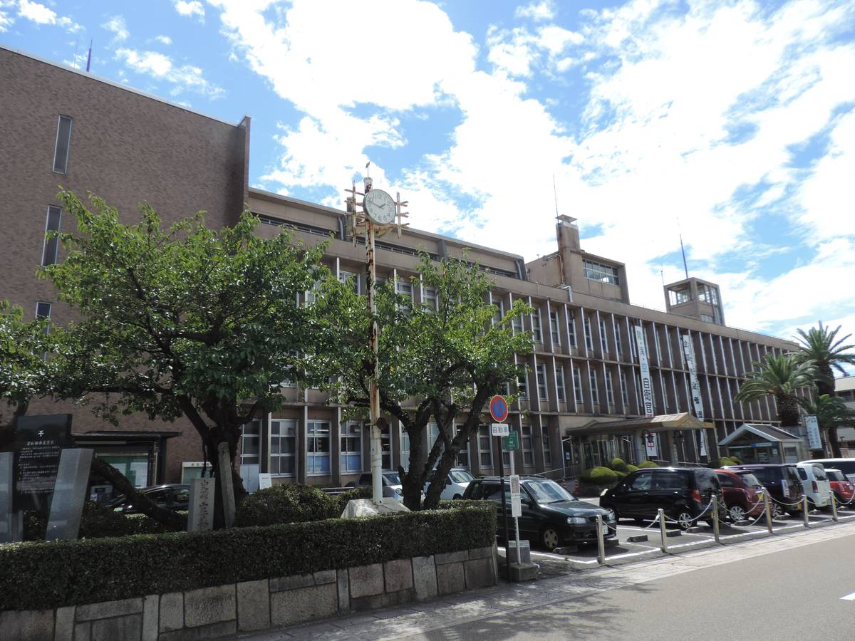 Tòa thị chính gần Village House Asahi ở Kishiwada-shi