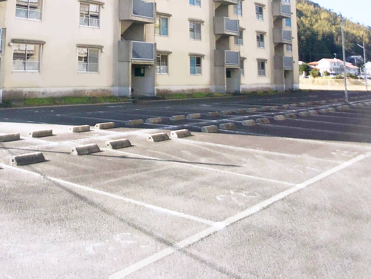 小松島市ビレッジハウス立江の駐車場