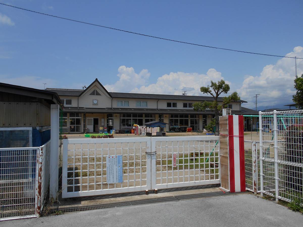 Trường mẫu giáo/Nhà trẻ gần Village House Minami Koashi Dai 2 ở Nagahama-shi