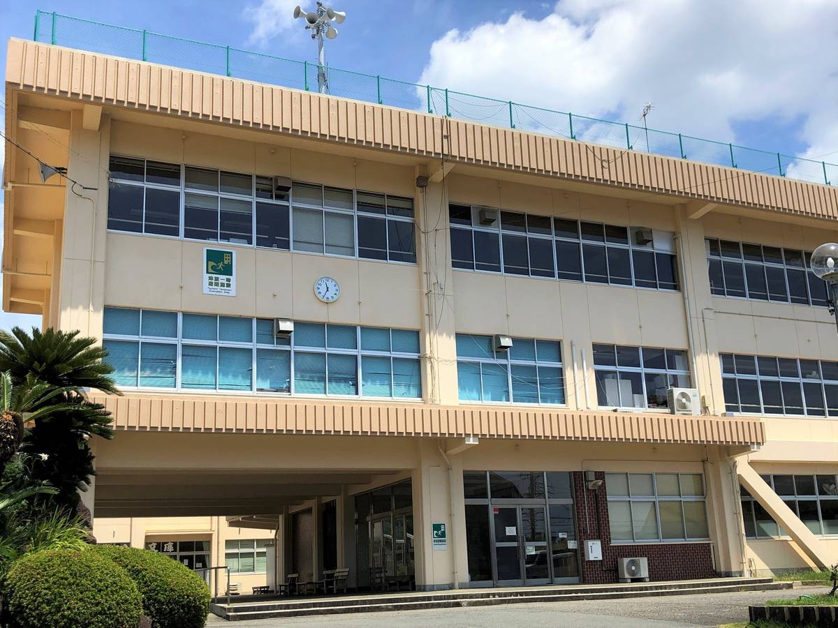 Junior High School near Village House Miwasaki in Shingu-shi