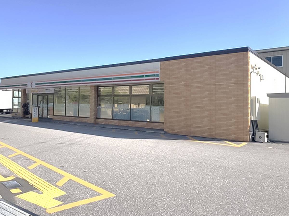 長浜市ビレッジハウス小堀の近くのコンビニ