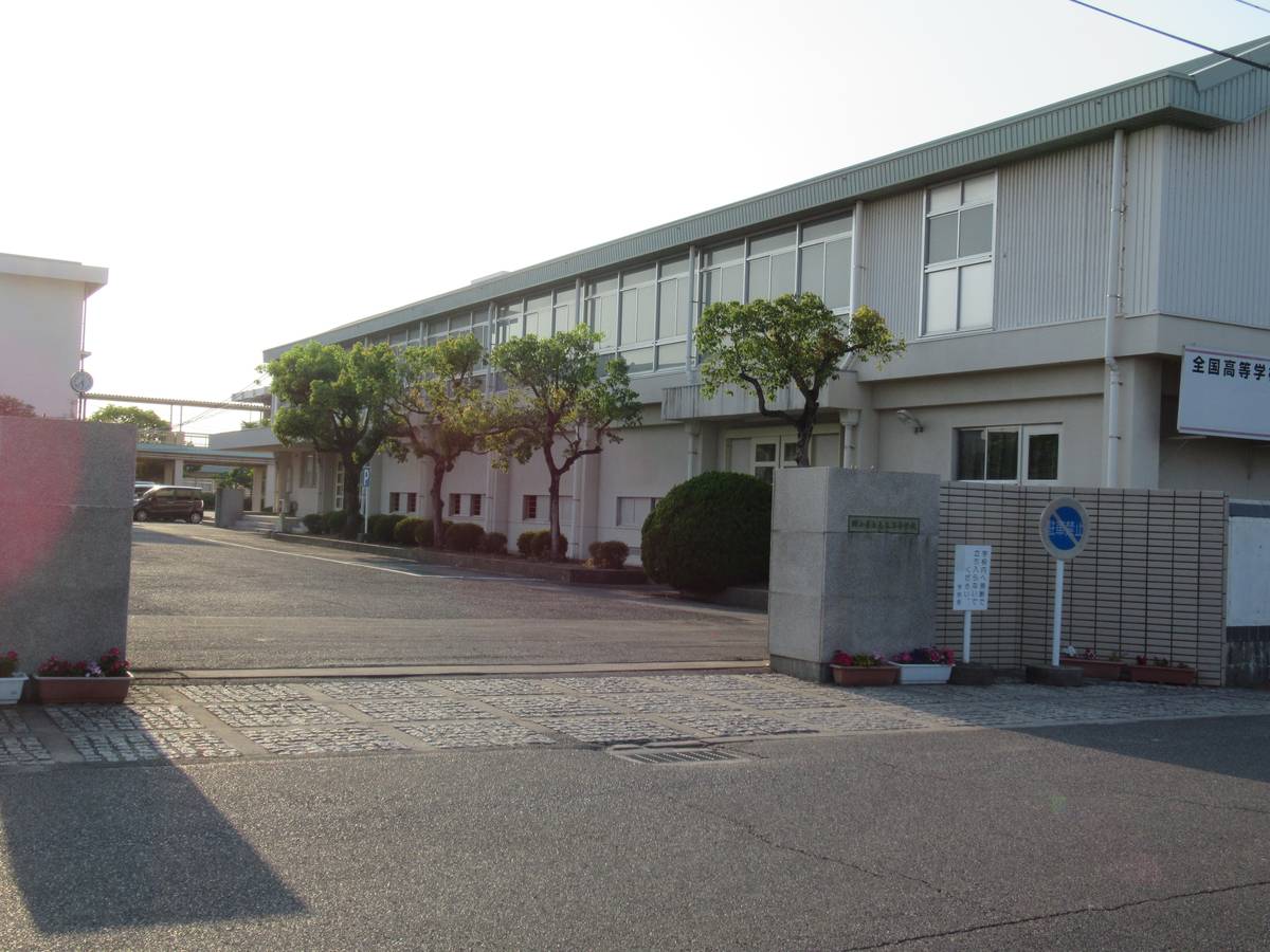 Trường cấp 3 gần Village House Oku ở Setochi-shi