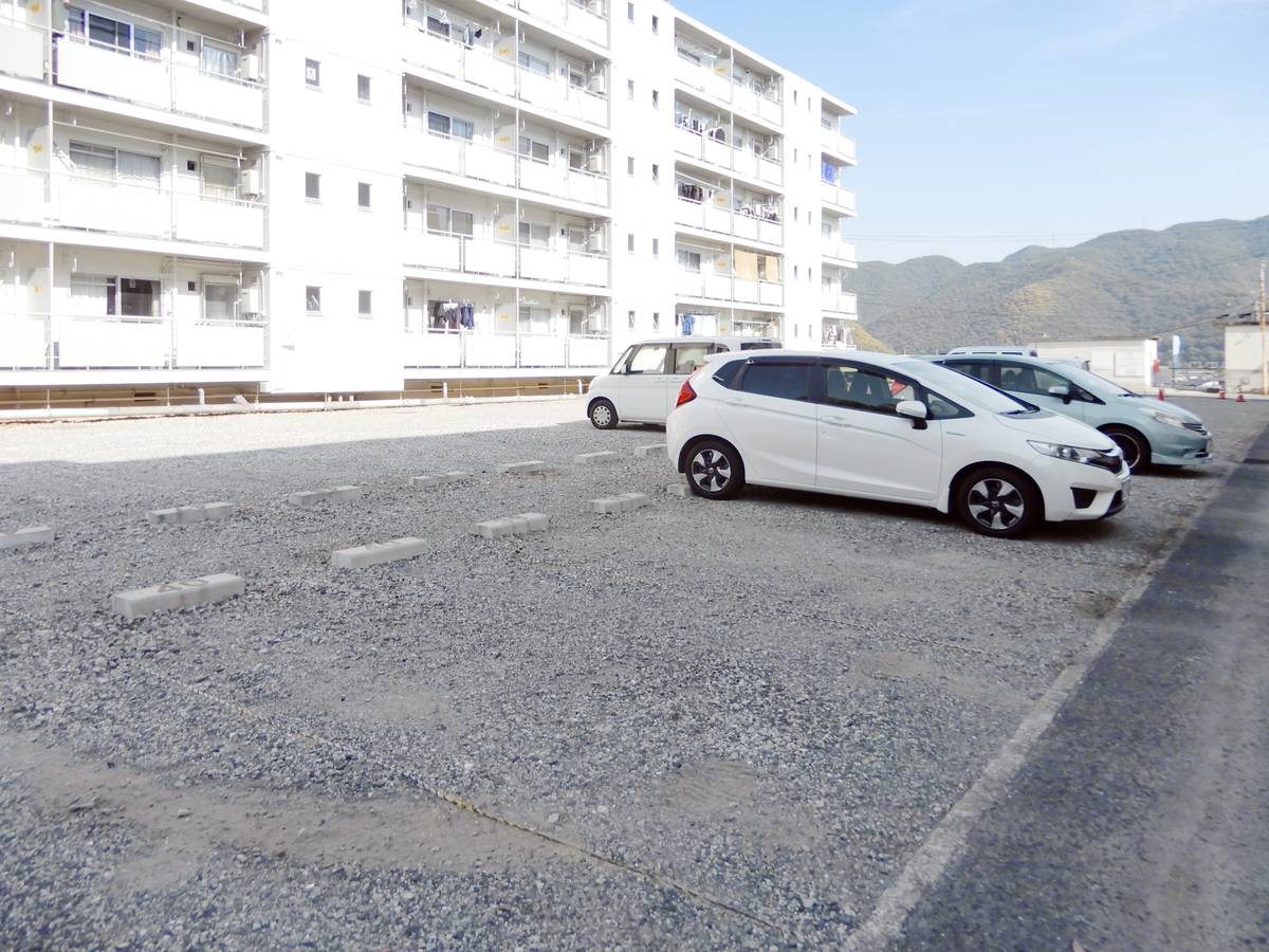 Parking lot of Village House Mantomi in Higashi-ku