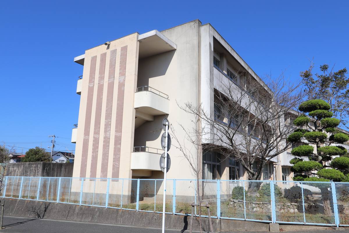Trường tiểu học gần Village House Obayama Dai 2 ở Ube-shi