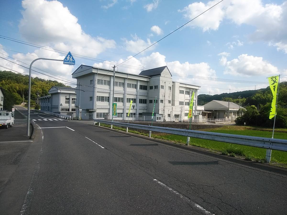 Elementary School near Village House Chuo in Kume-gun