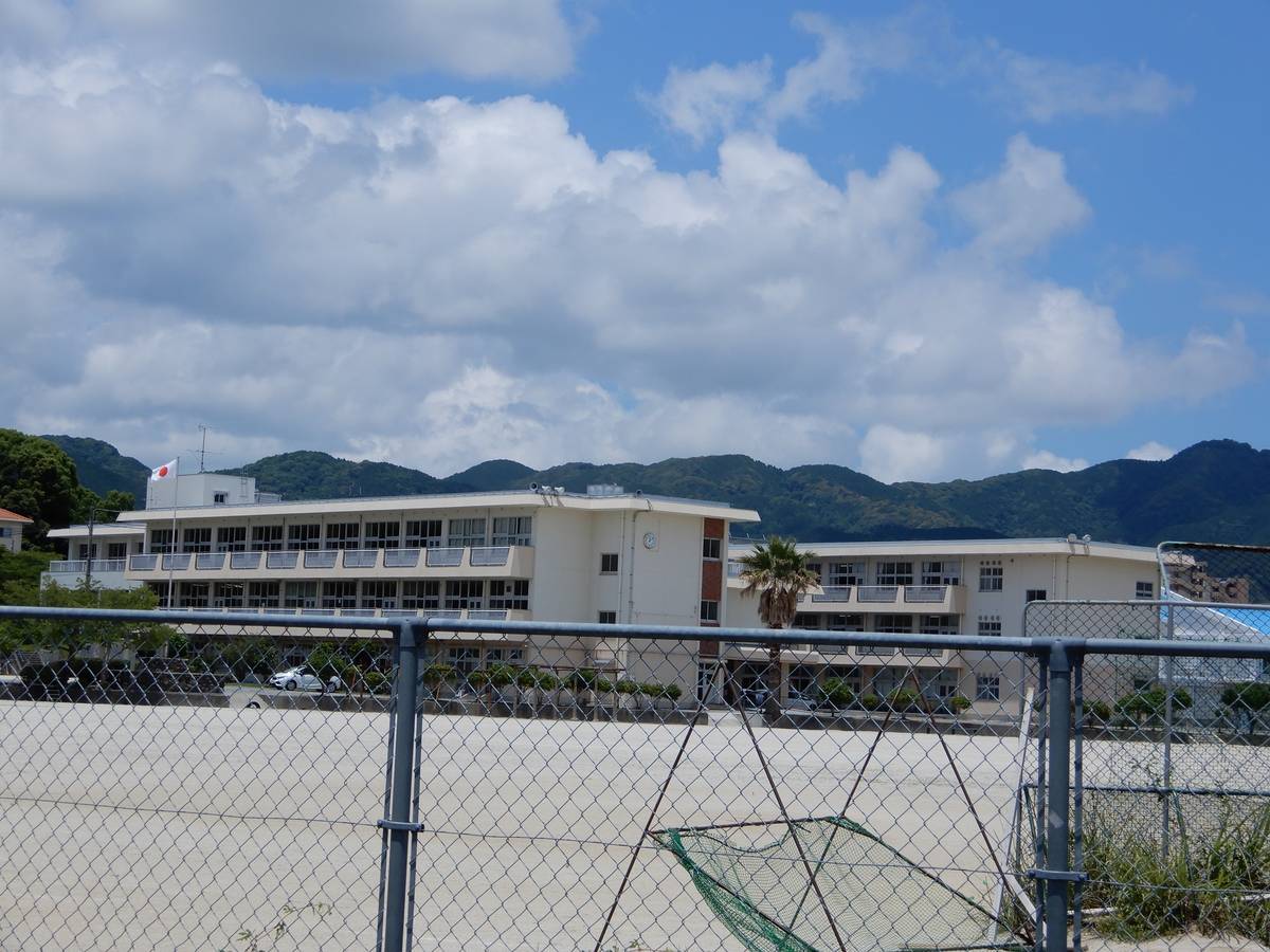 Junior High School near Village House Igawa in Iizuka-shi