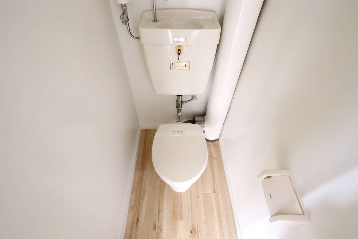 Toilet in Village House Shinkawa in Kita-ku