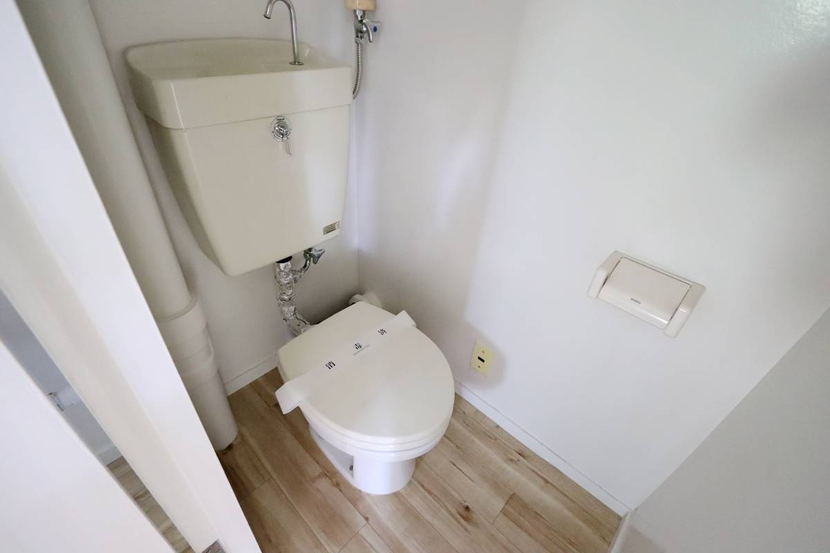 Toilet in Village House Misono in Mikasa-shi
