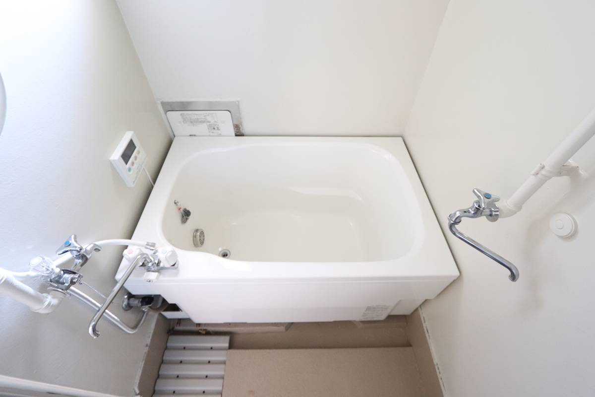 位于小樽市的Village House 潮見ヶ丘的浴室