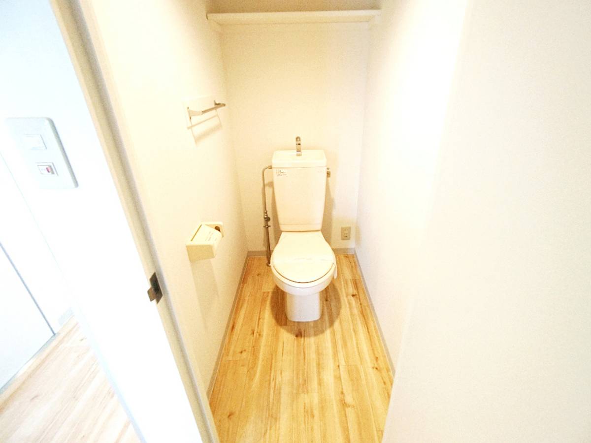 Toilet in Village House Kuriyagawa in Morioka-shi