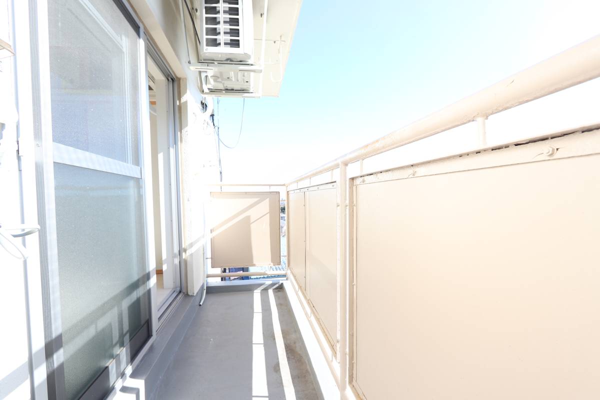 名取市ビレッジハウス愛島のバルコニー